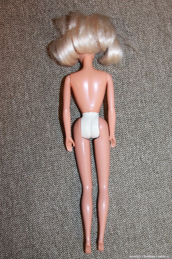 Винтажная суперстарка Chic Barbie (1996) (фото 2)