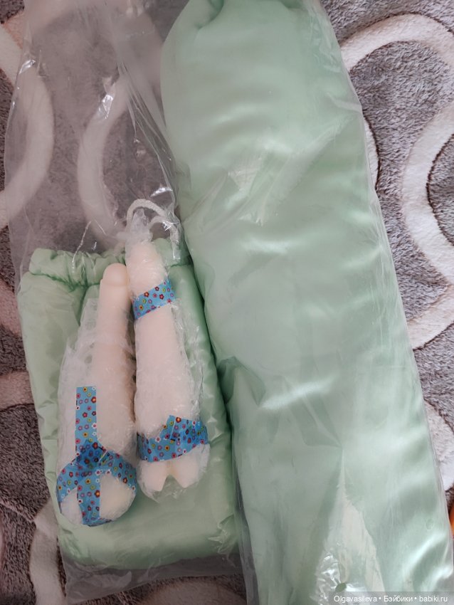 Белая Микки эльф с копытцами