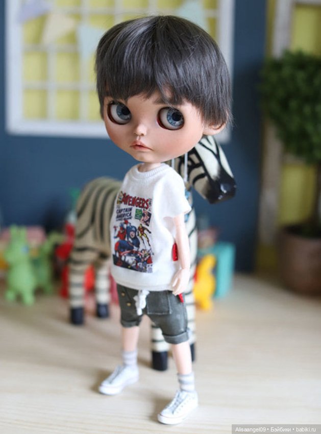 Шорты с футболкой на блайз новые