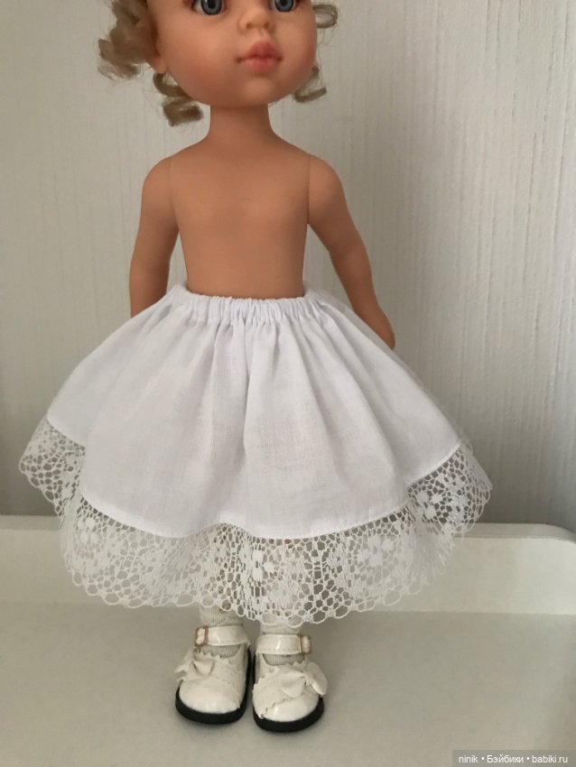 Клетчатая юбочка и повязка на голову