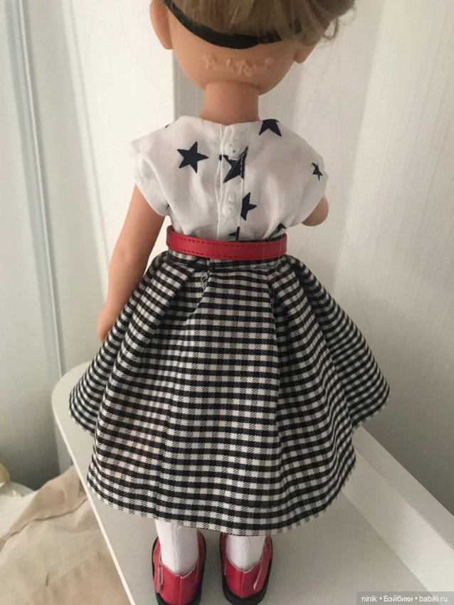 Клетчатая юбочка и повязка на голову (фото 2)