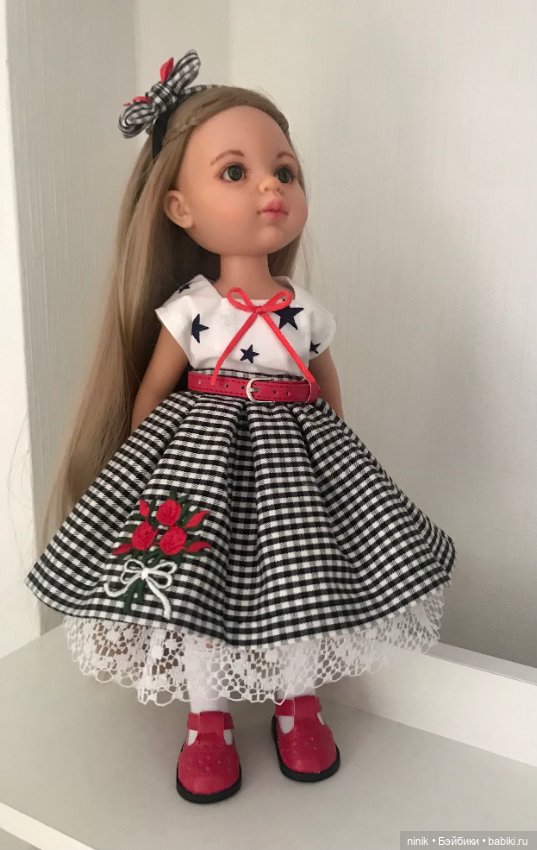 Клетчатая юбочка и повязка на голову (фото 10)