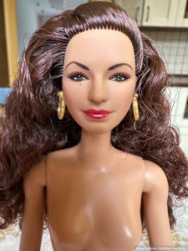 Barbie Глория Эстефан нюд (фото 6)