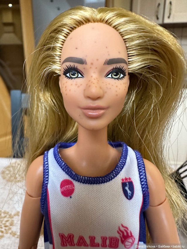 Barbie Fashionistas 108 на теле мтм баскетболистки (фото 5)