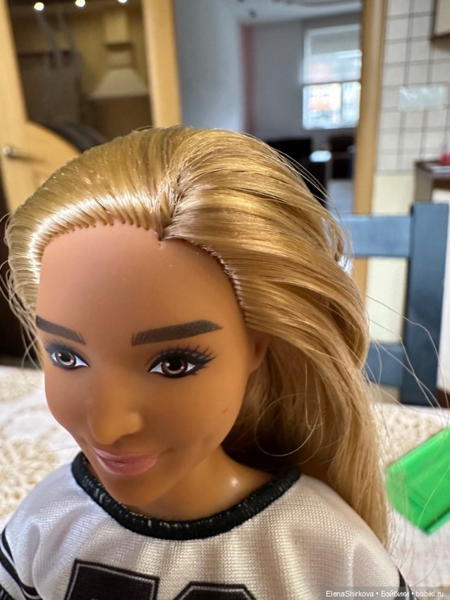 Barbie Fashionistas 126 на теле мтм пышки танцовщицы (фото 8)