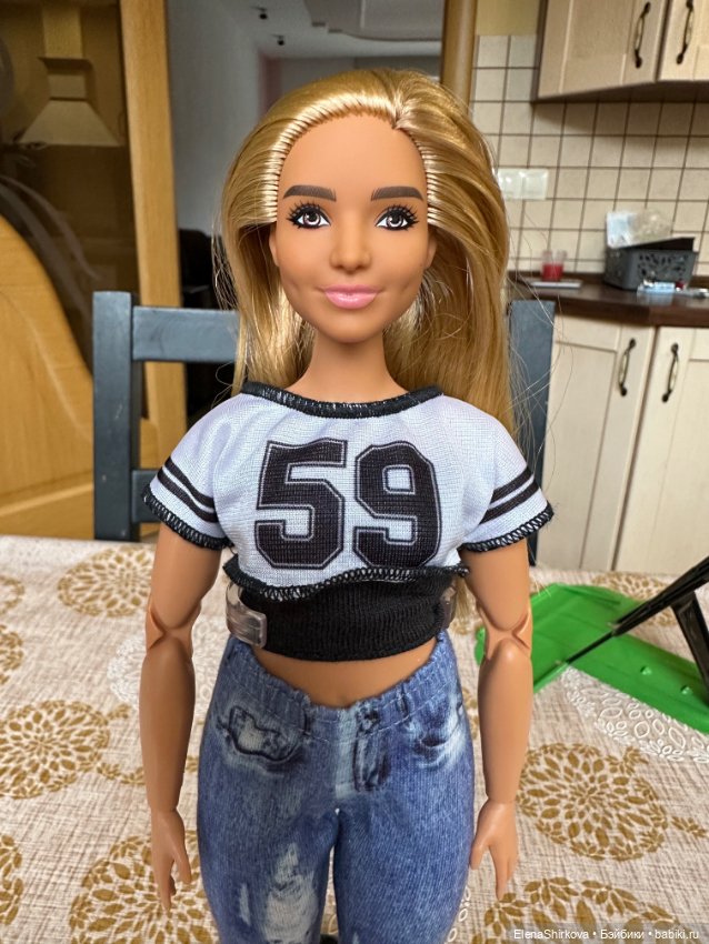 Barbie Fashionistas 126 на теле мтм пышки танцовщицы (фото 2)