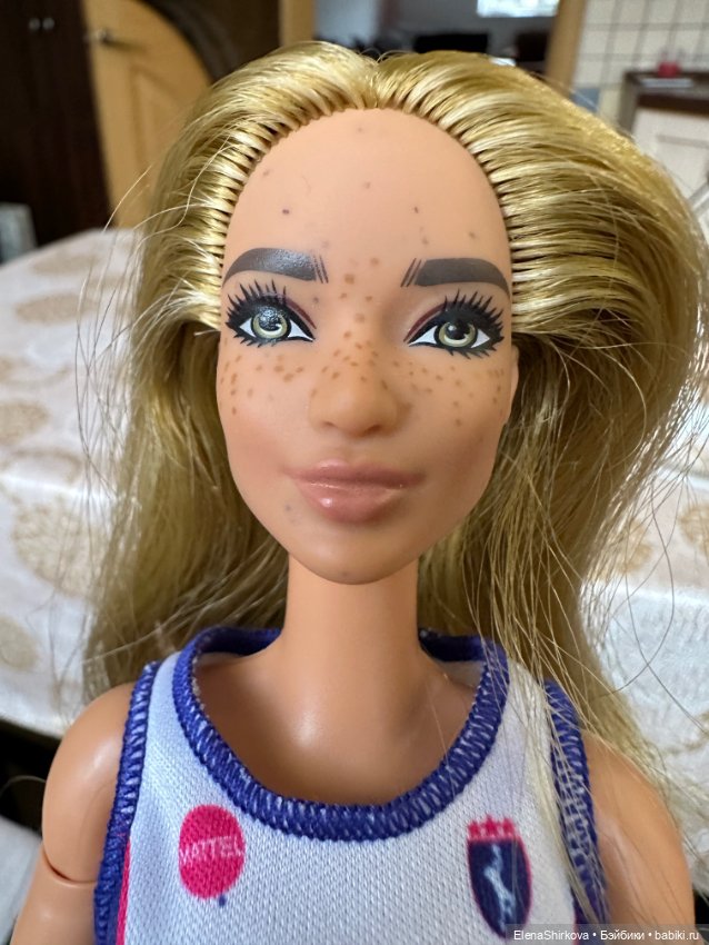 Barbie Fashionistas 108 на теле мтм баскетболистки (фото 9)