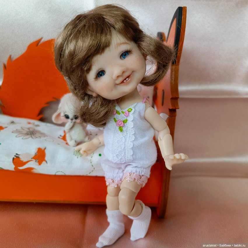 Джиджи в цвете файр с мейком Олеси Гавриленко (фото 3)