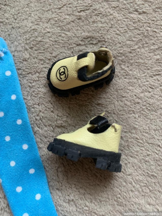 Распродажа одежды на Монст