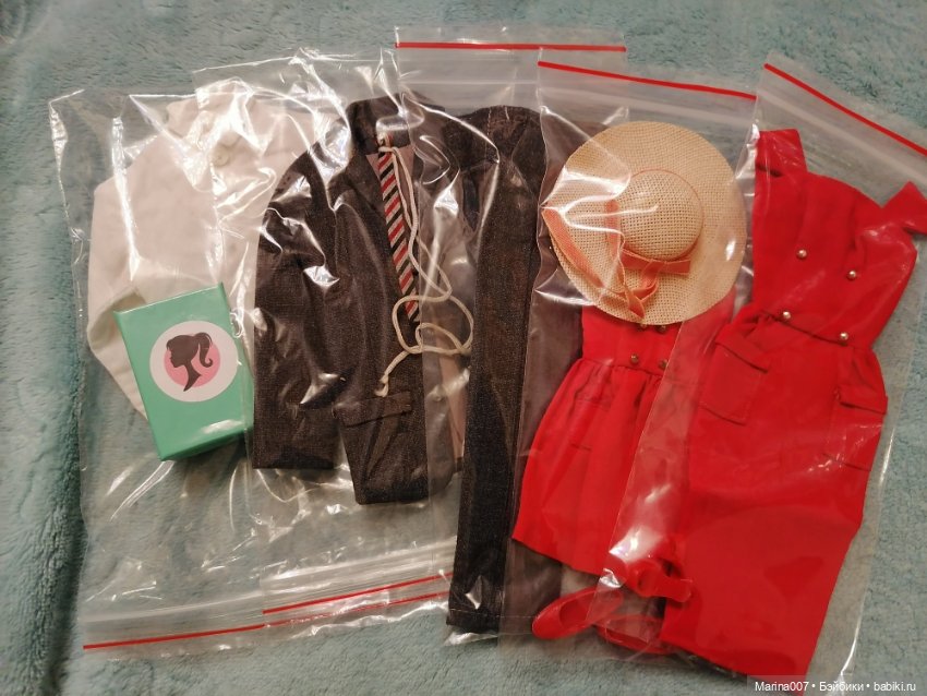 Лот винтажных аутфитов 60 годов для Кена, Барби и Скиппер