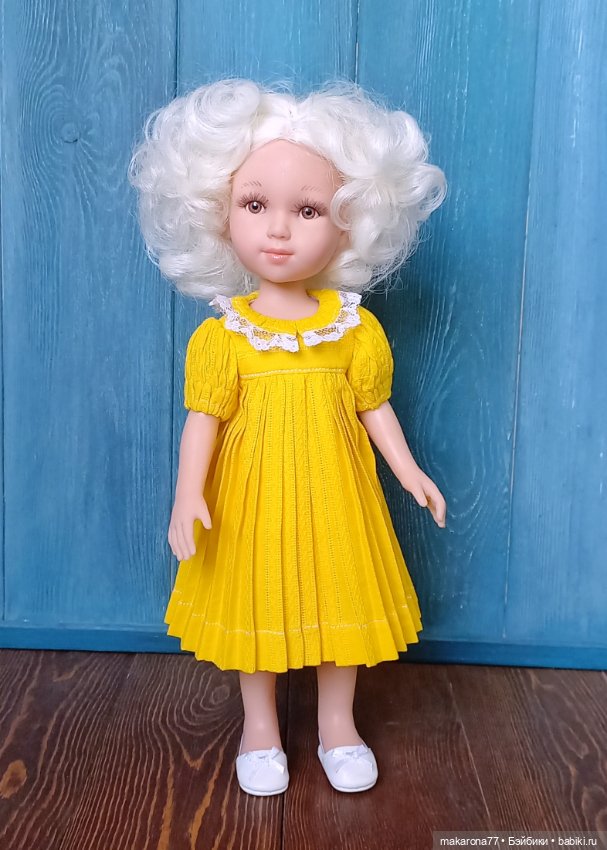 Платье "Батист" для кукол Паола Рейна 32 см, цвет жёлтый