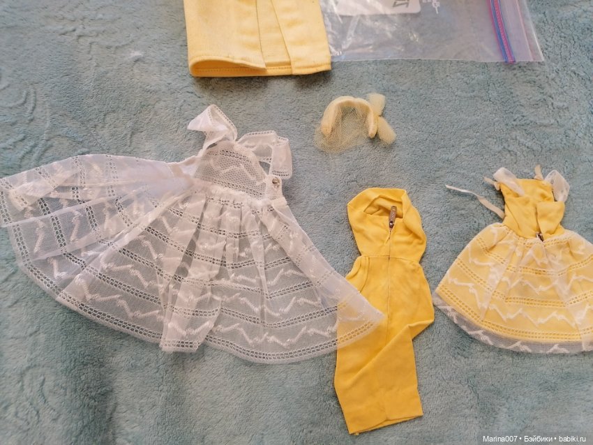 Лот винтажных аутфитов 60 годов для Барби и Скиппер