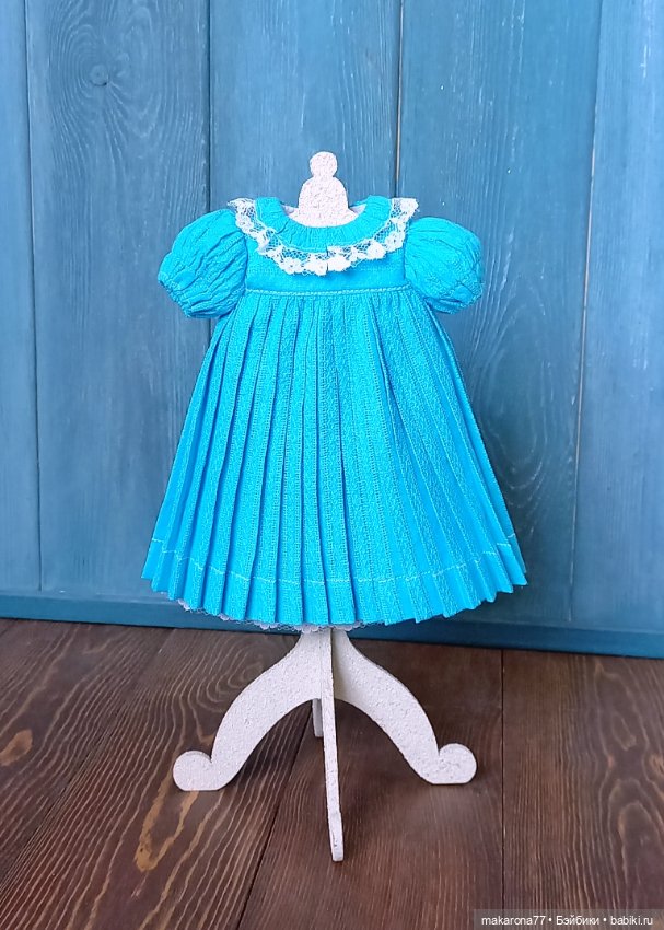 Платье "Батист" для кукол Паола Рейна 32 см, цвет бирюзовый (фото 2)