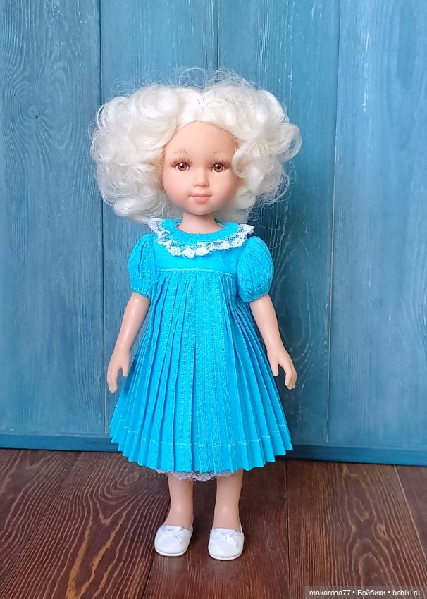 Платье "Батист" для кукол Паола Рейна 32 см, цвет бирюзовый