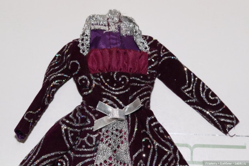 Платье 1997 Winter Fantasy Barbie (фото 2)