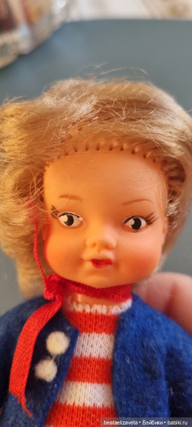 Малышка на ладошку Ари — Винтажные куклы и игрушки детства (фото 2)