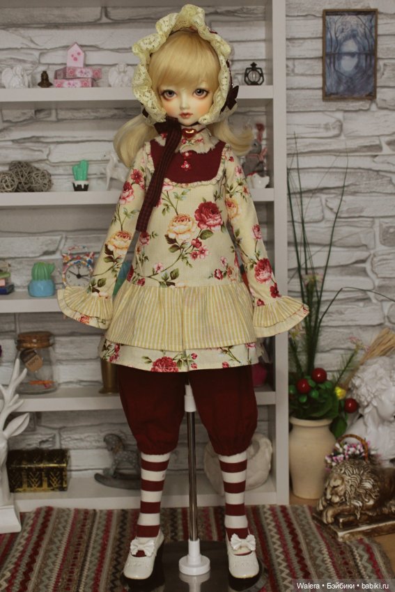 Продам костюм на Volks: Lieselotte sd13