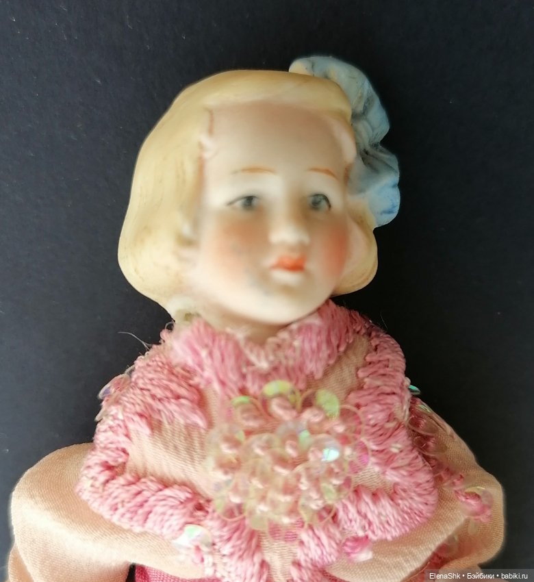 Авторская мини-кукла в авторском яйце (фото 6)