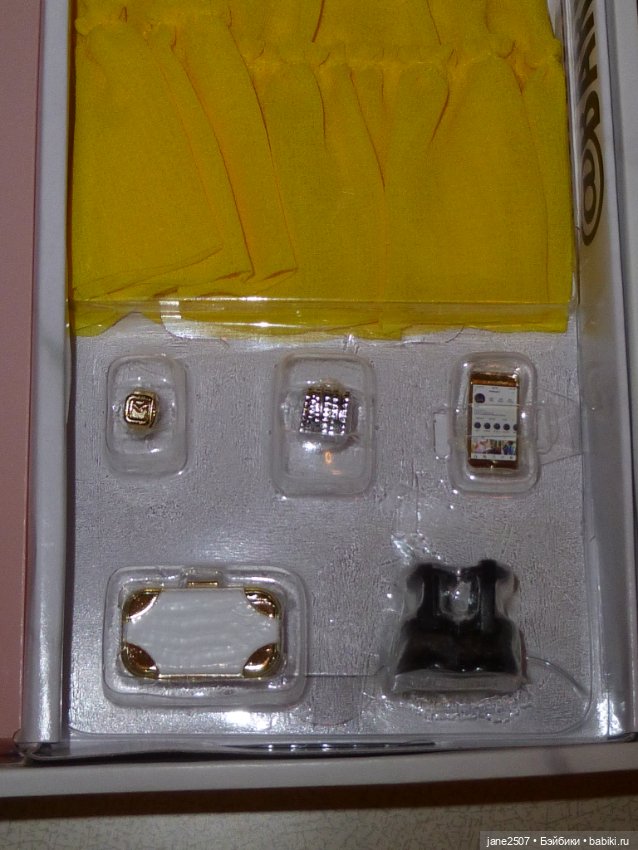 Коллекционная Барби Barbie Barbiestyle #2 NRFB (или Nude / полный аутфит) (фото 6)