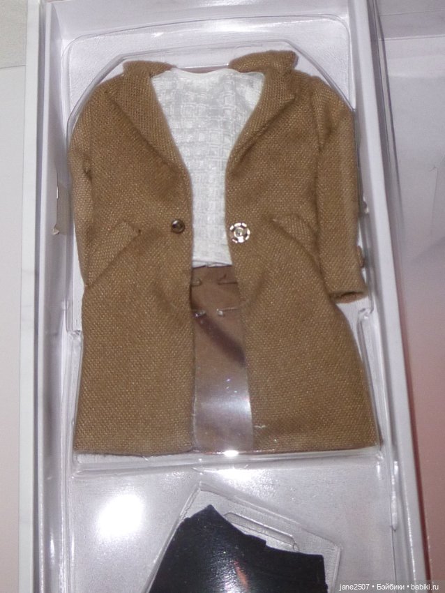 Коллекционная Барби Barbie Barbiestyle #2 NRFB (или Nude / полный аутфит) (фото 3)