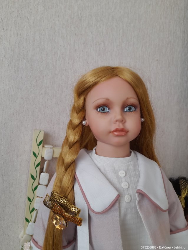 Красавица от William Tung