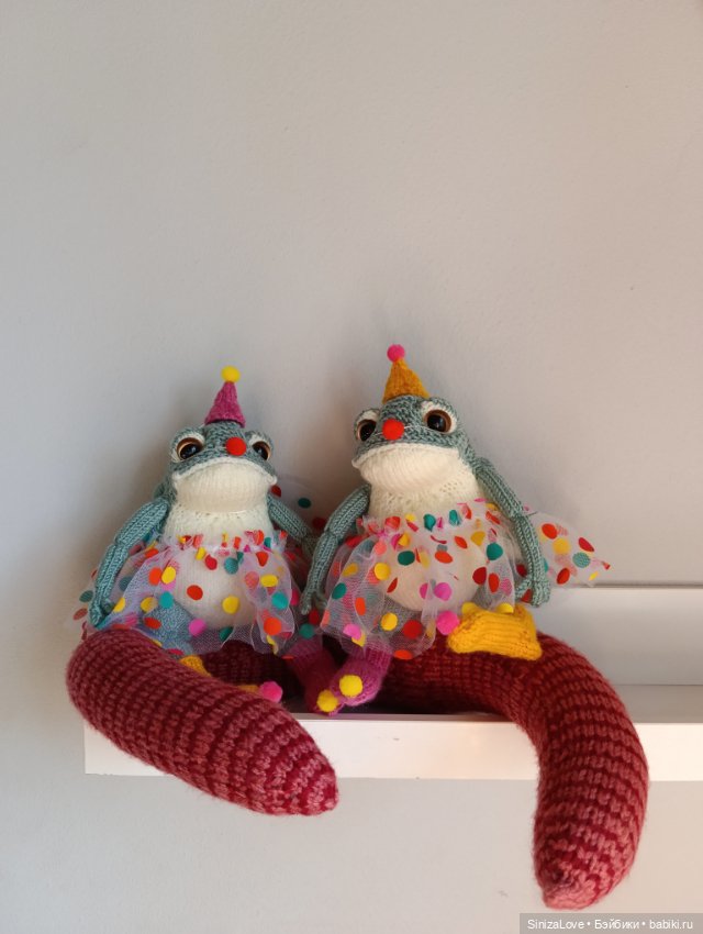 Жабки-клоунессы Коко и Бру