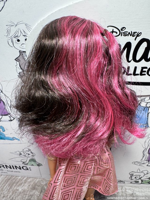 Барби Лесли на теле йоги Милли (фото 9)