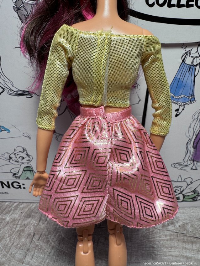 Барби Лесли на теле йоги Милли (фото 10)