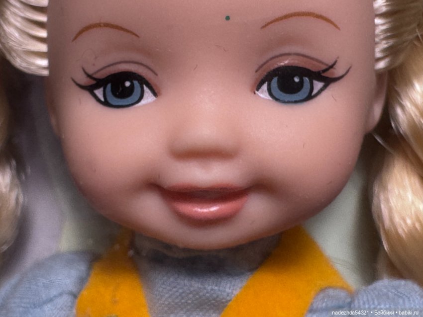 Барби Келли "Куклы мира" Голландия. 2004 год. Разделила сет (фото 4)