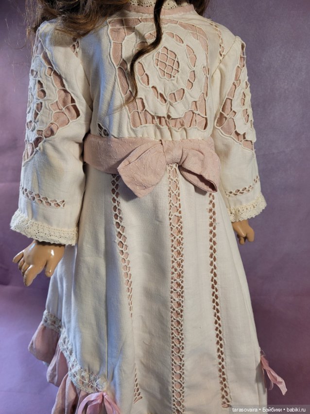 Платье и боннет для куклы 70-75 см (фото 6)