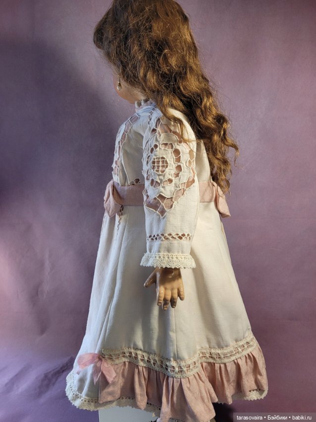 Платье и боннет для куклы 70-75 см (фото 5)