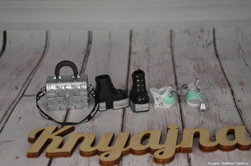 Обувь на Rainbow High (Shadow High)