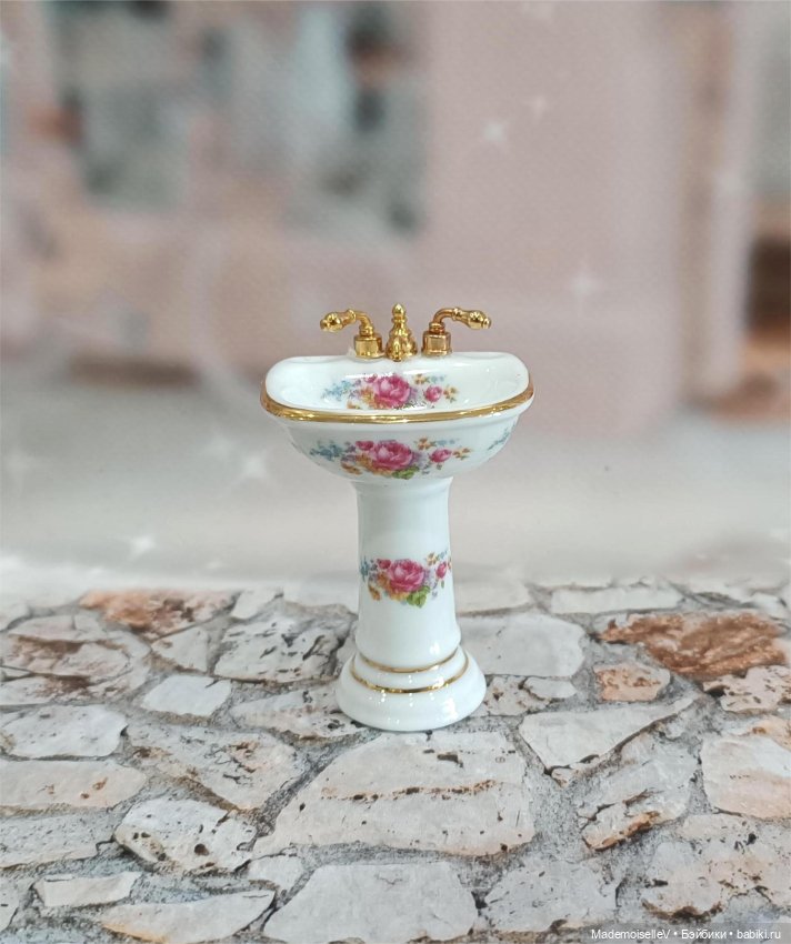 Ванная комната Dresden Rose от Reutter Porzellan