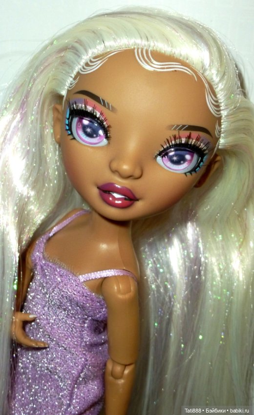 Rainbow high Mainstream Edition Roxie Grand Holiday (фото 5)