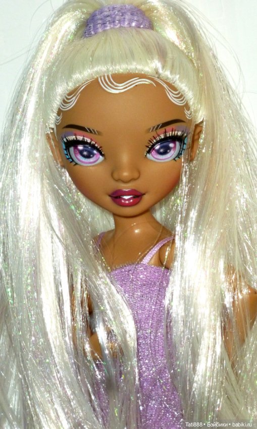 Rainbow high Mainstream Edition Roxie Grand Holiday (фото 7)