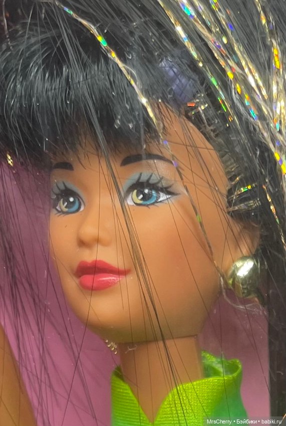 Кира / Splash n color Kira Barbie (фото 7)