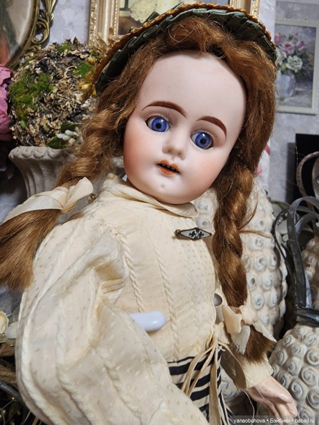 Ранняя антикварная куколка Сонненберг кабинетного размера (фото 3)