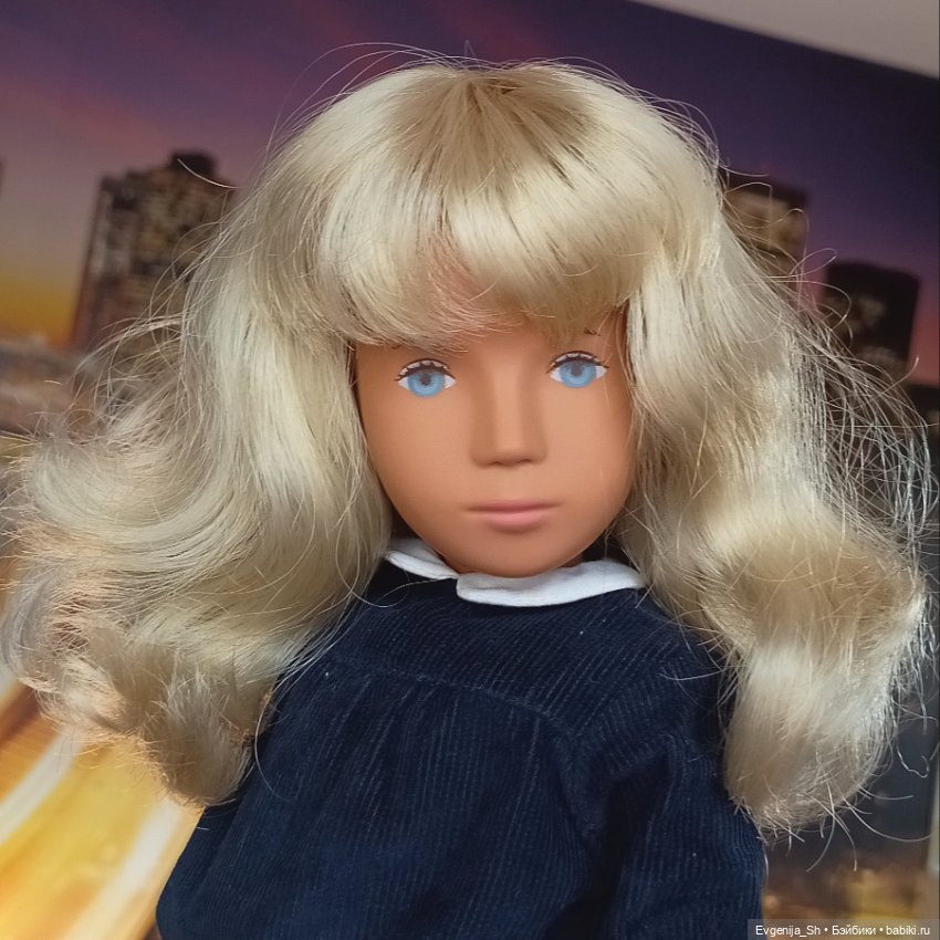 Sasha doll N1 20 Years Anniversary Trendon (фото 6)