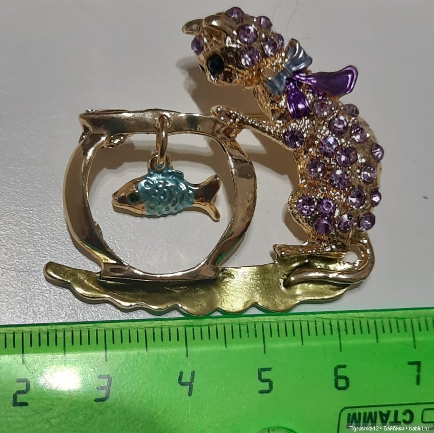 Брошь кошечка с рыбкой — Украшения и очки для кукол (фото 6)
