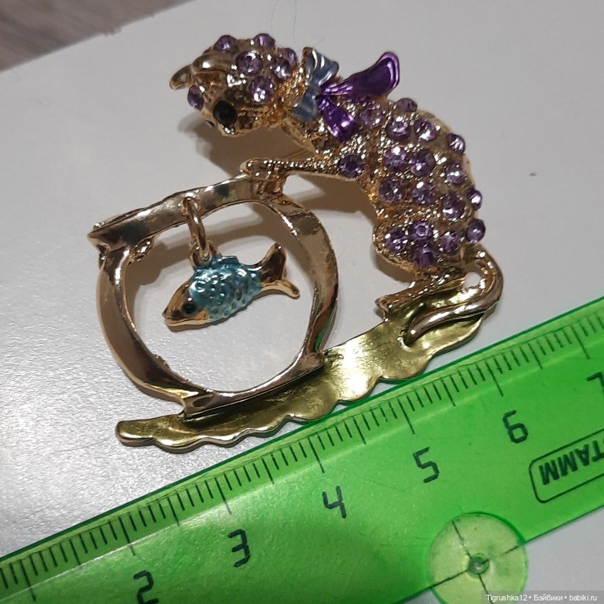 Брошь кошечка с рыбкой — Украшения и очки для кукол (фото 5)