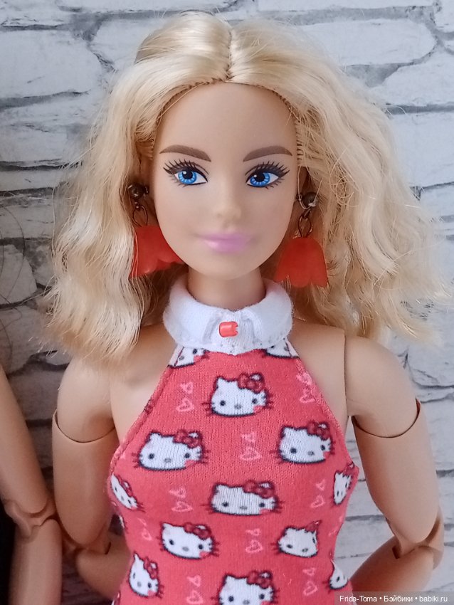 Платье Сарафан на Барби пышка и высокая хелло Китти