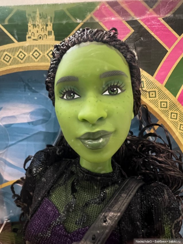 Wicked Elphaba Posability & Removable Ballroom Look (фото 4)