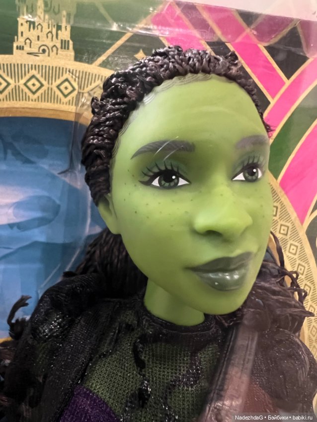 Wicked Elphaba Posability & Removable Ballroom Look (фото 5)