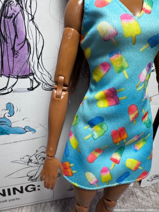 Барби из сета с холодильником на теле Джун (фото 3)