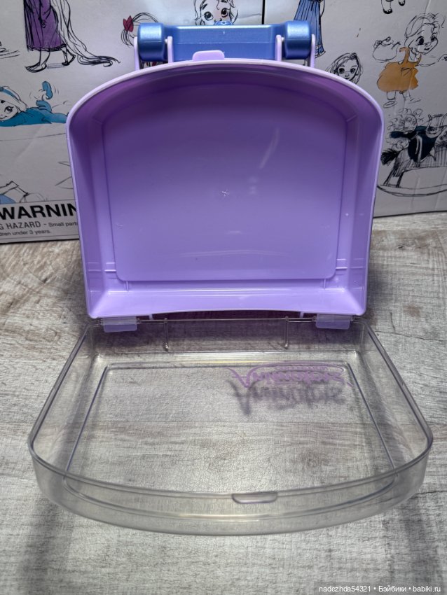 Чемоданчик от Disney Animators (фото 4)