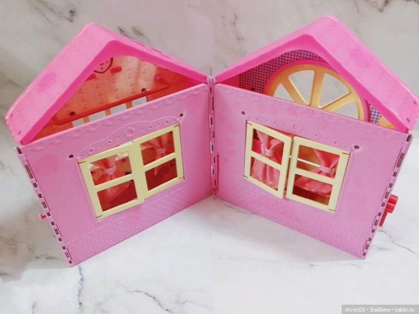 Раскладной домик для Мелл-чан от фирмы PILOT