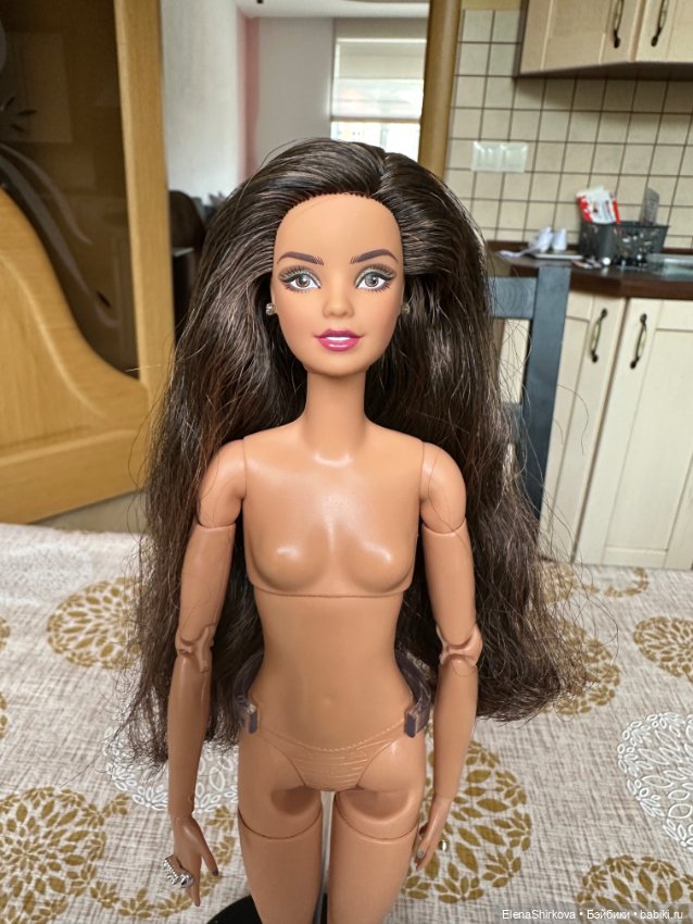 Barbie holiday 2020 Афродайт на теле мтм (фото 4)