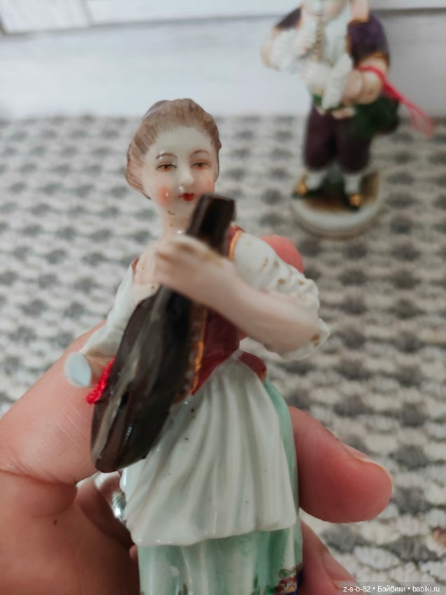 Антикварные Парные статуэтки Volkstedt Музыканты (фото 5)