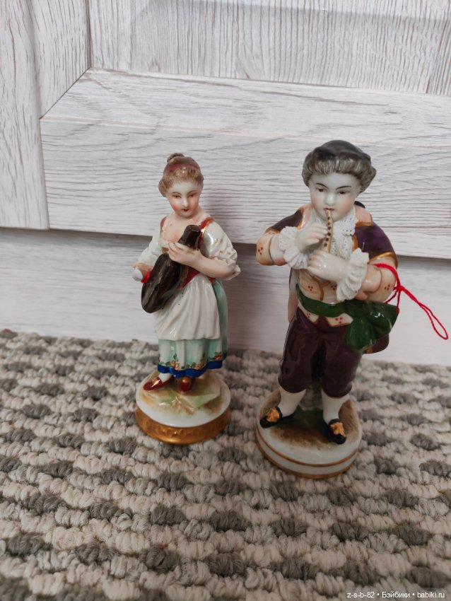 Антикварные Парные статуэтки Volkstedt Музыканты (фото 8)