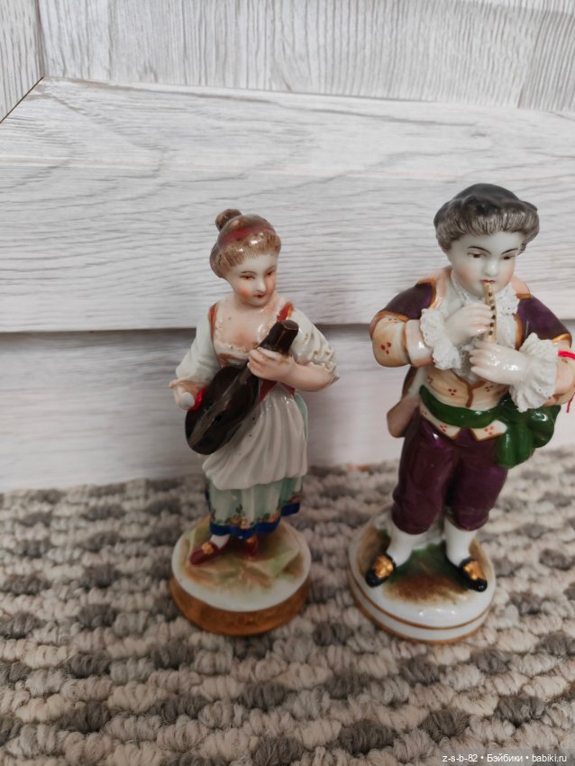 Антикварные Парные статуэтки Volkstedt Музыканты (фото 7)